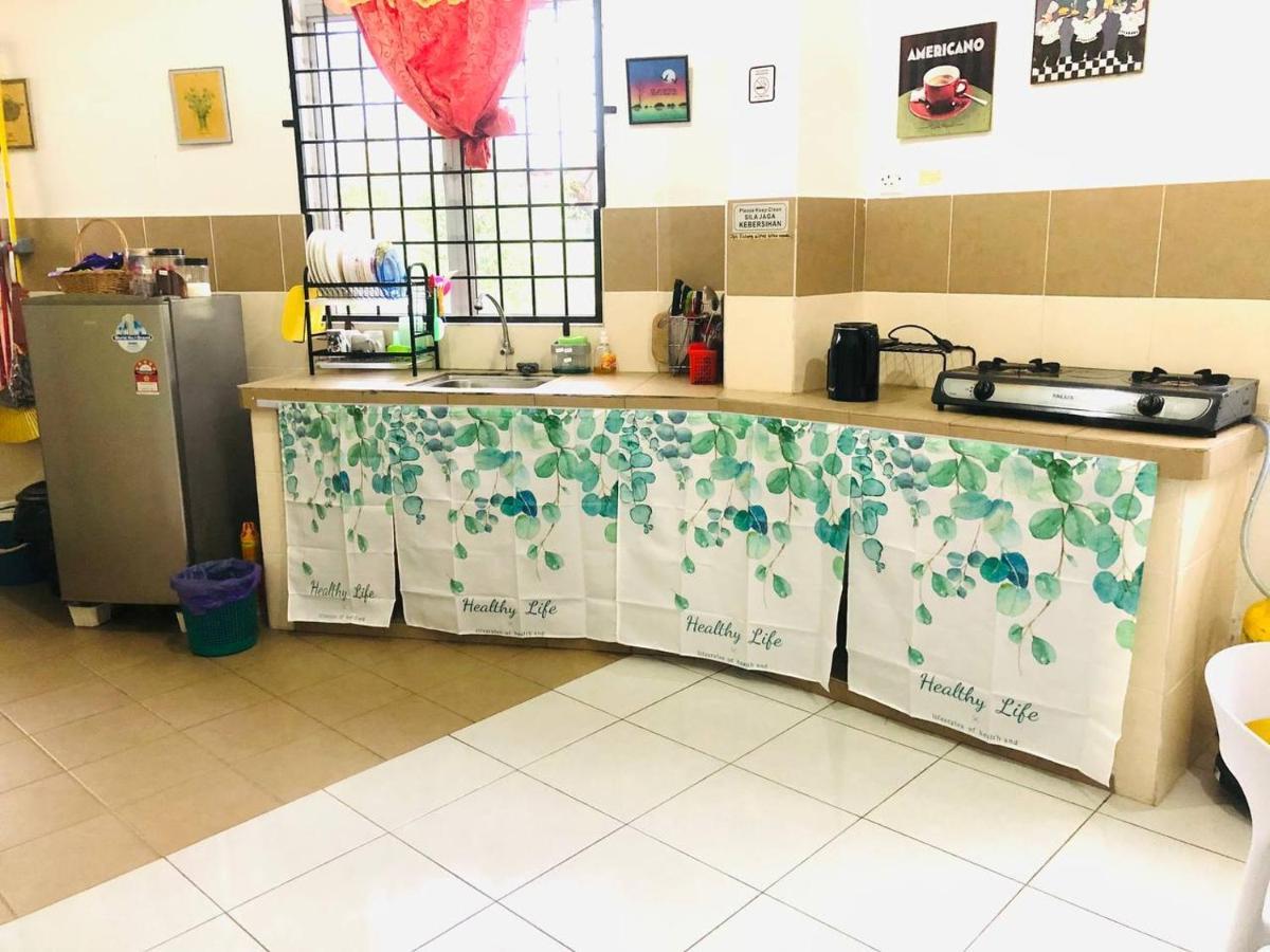 Homestay Lestary Near Taiping Fast Wifi Netflix Bagian luar foto